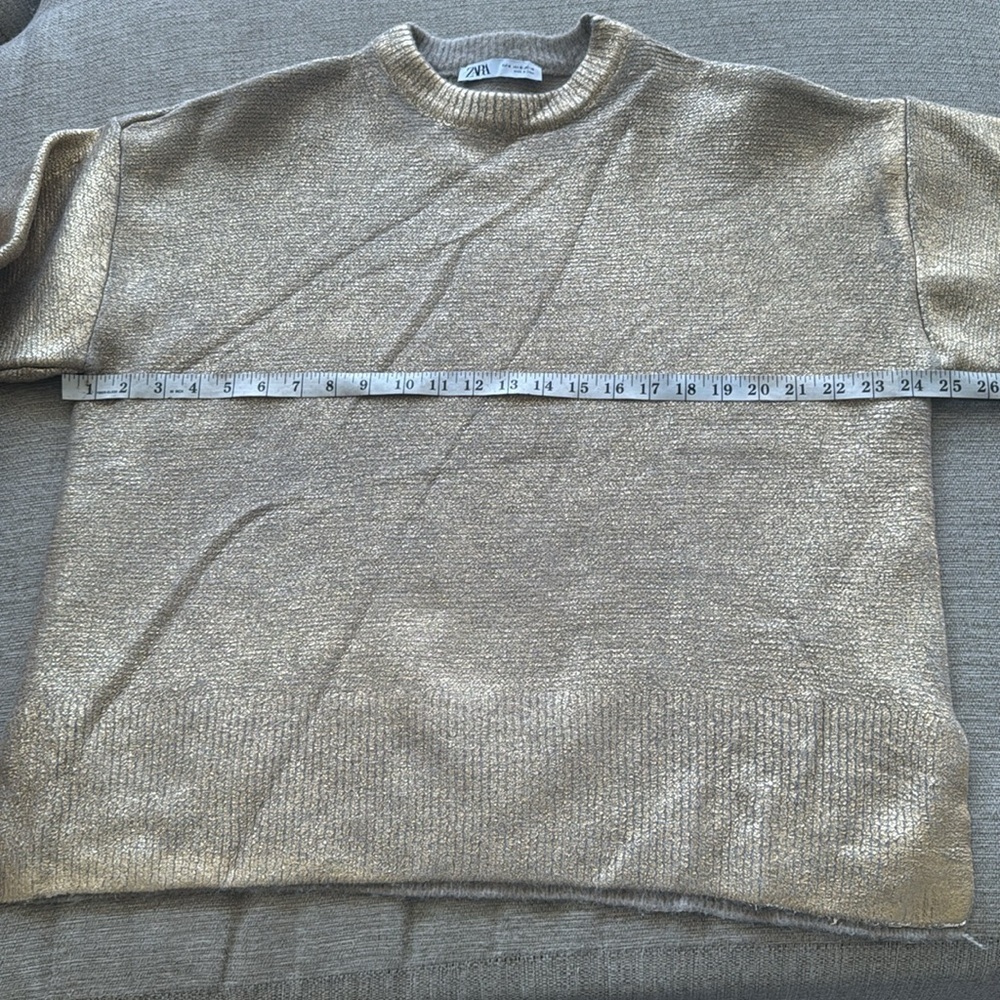 SOLD Zara foil knit gold metallic sweater size medium oversized - Picture 11 of 16
